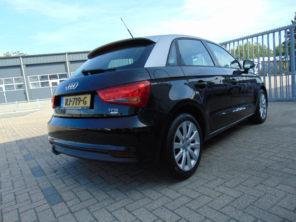 Audi A1 Sportback 1.0 TFSI Sport Edition Navigatie, PDC, LMV, 56.000 KM..!!