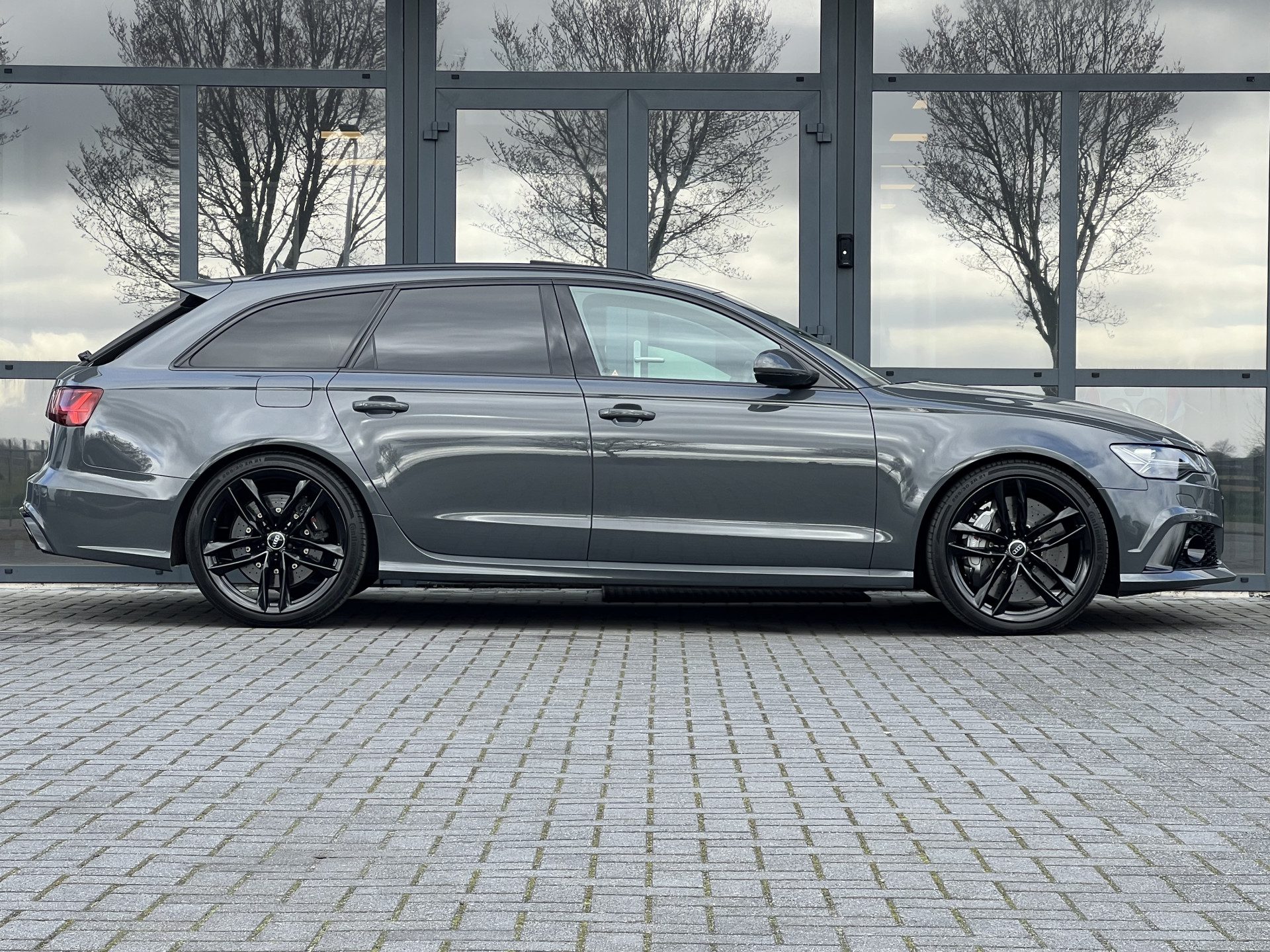 Audi A6 Avant 4.0 TFSI RS 6 quattro Pro Line Plus Nieuw prijs 210.000,- euro !