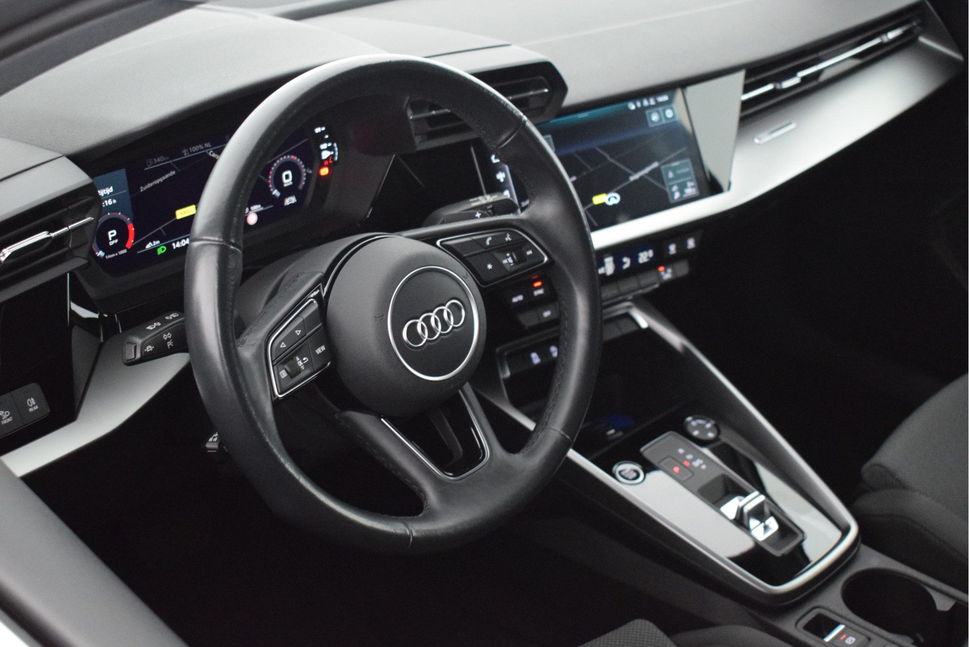 Audi A3 Sportback 35 TFSI 150pk S-Tronic Business edition Led Virtual Cockpit Navigatie