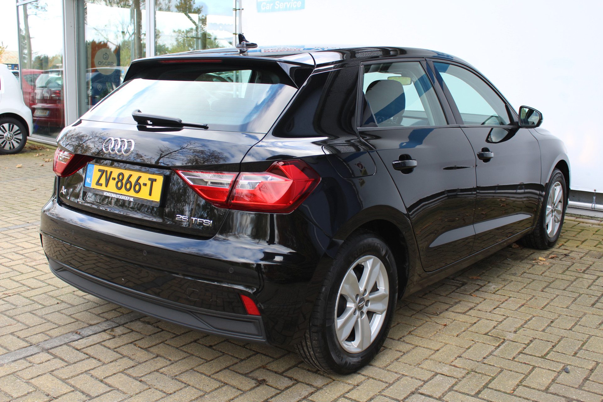 Audi A1 Sportback 25 TFSI Pro Line | Incl. 1 jaar Garantie | Apple CarPlay | Parkeersensoren achter | 15 Inch LMV | Digital Cockpit | Lane assist | Cruise controle | Climate controle | Origineel NL auto | NAP |