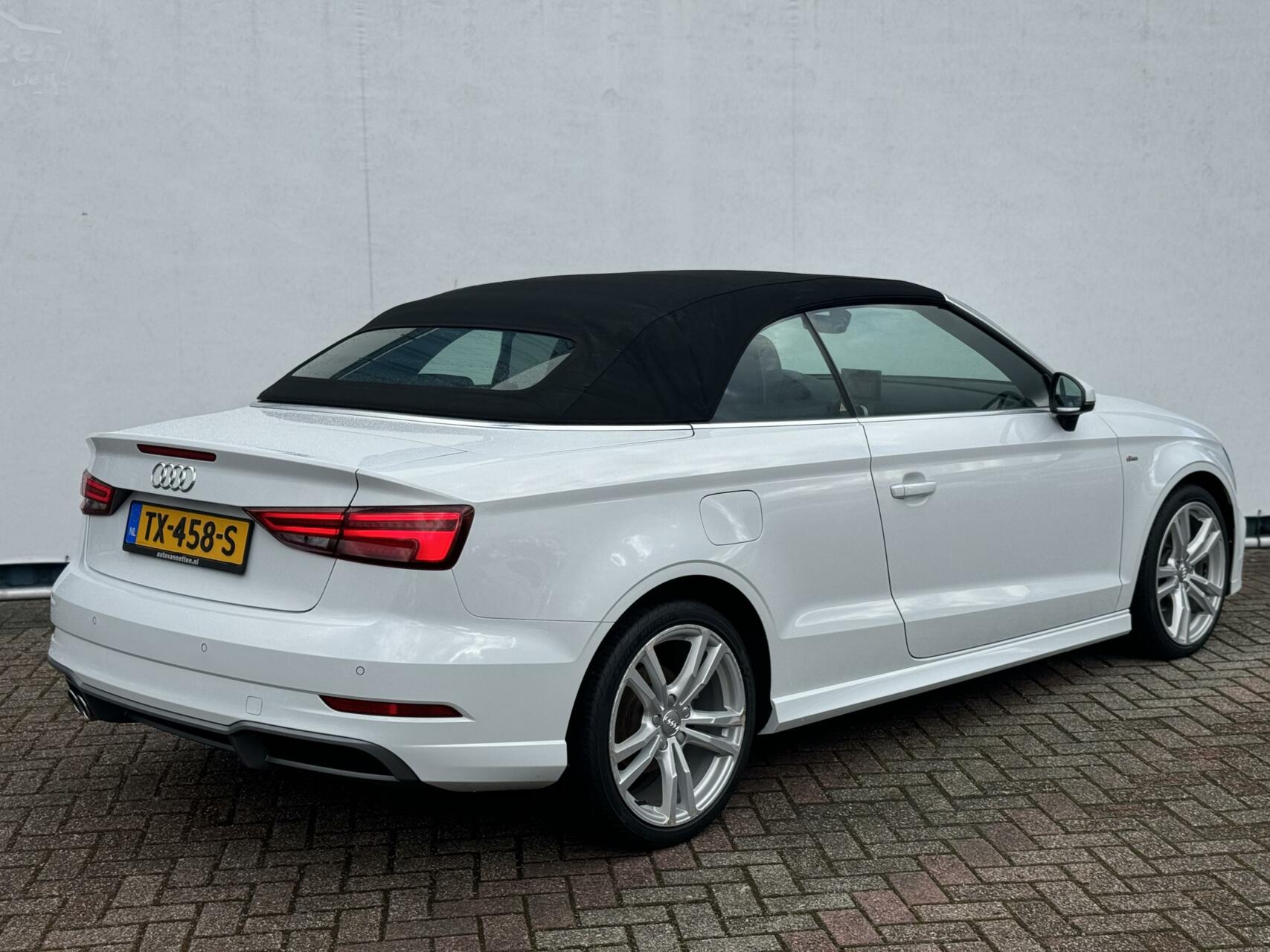 Audi A3 Cabriolet 35 TFSI CoD Sport S Line Edition