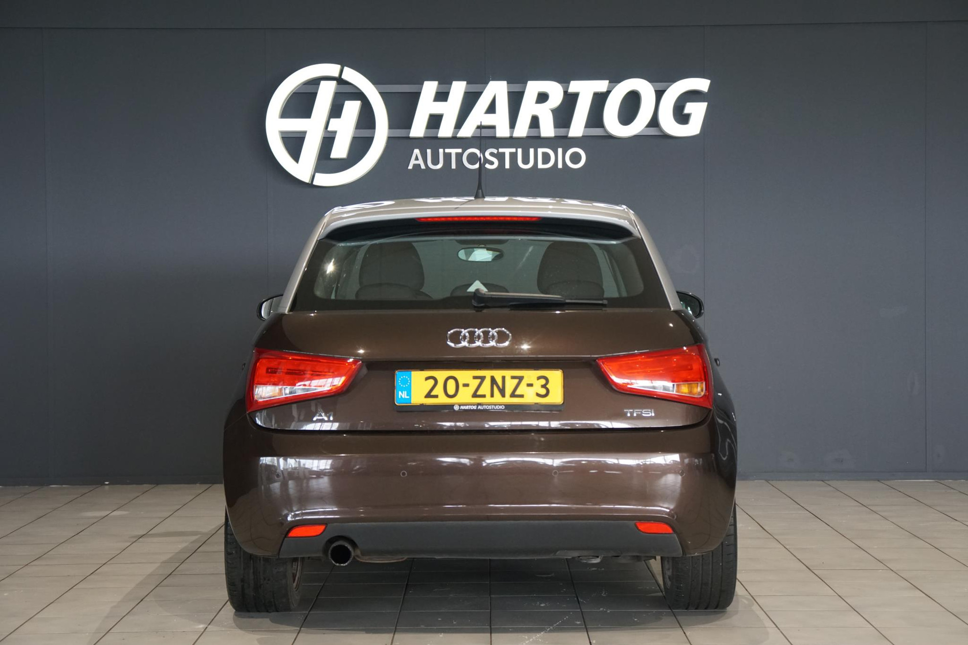 Audi A1 Sportback 1.2 TFSI Attraction Pro Line Business + NAVIGATIE / CRUISE CONTROL / PDC