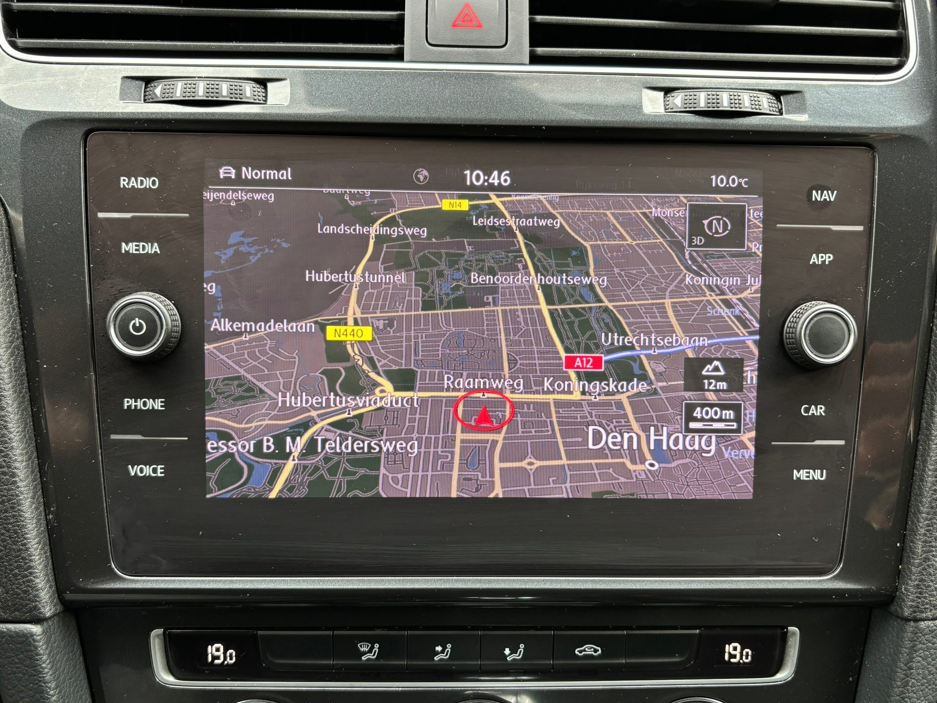 Volkswagen E-Golf | AUTOMAAT | NAVIGATIE | LED | ADAPT CRUISE CONTROL | WARMTEPOMP | LMV 17 | EERSTE EIGENAAR |