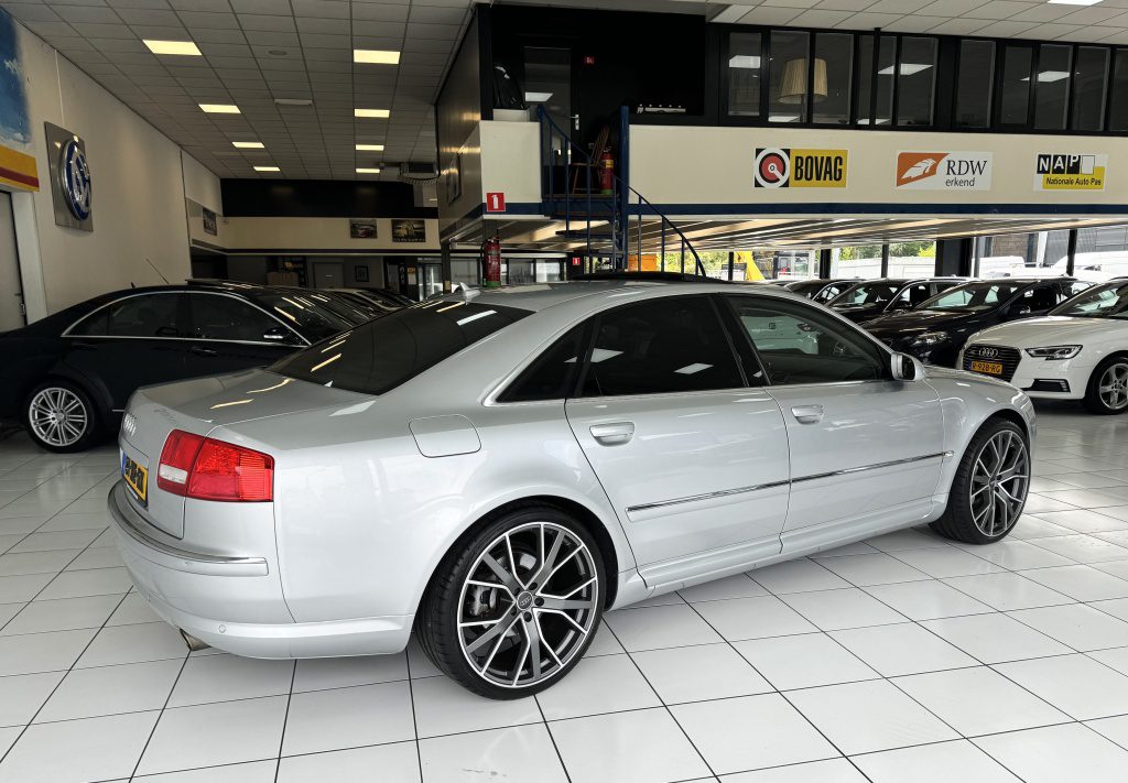 Audi A8 4.2 quattro Pro Line Youngtimer Automaat