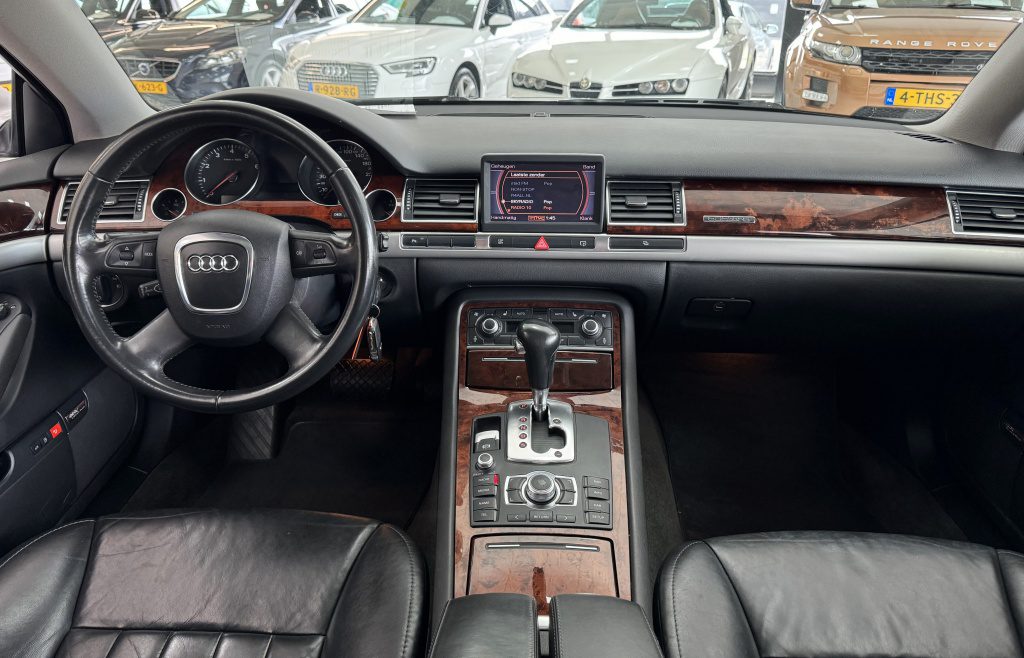 Audi A8 4.2 quattro Pro Line Youngtimer Automaat