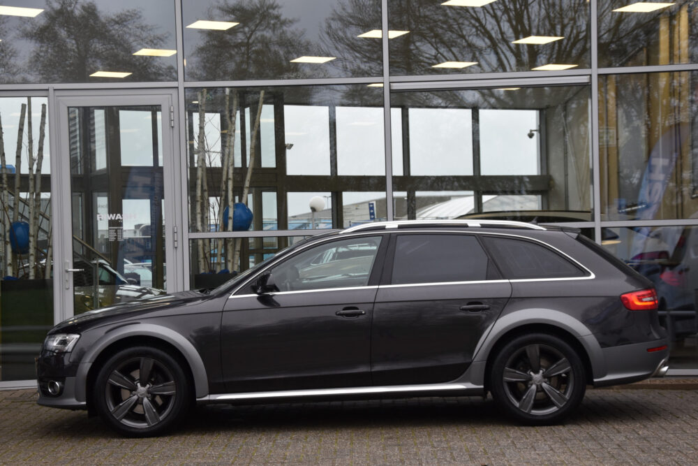 Audi A4 Allroad quattro 3.0 TDI Pro Line Aut. Led Pdc Leder Trekhaak Nette Auto !!