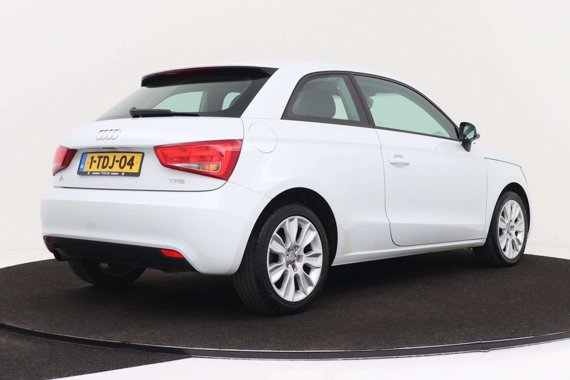 Audi A1 1.2 TFSI Ambition Pro Line Business | Org NL | Recent Ond. | Navigatie | Cruise Control |