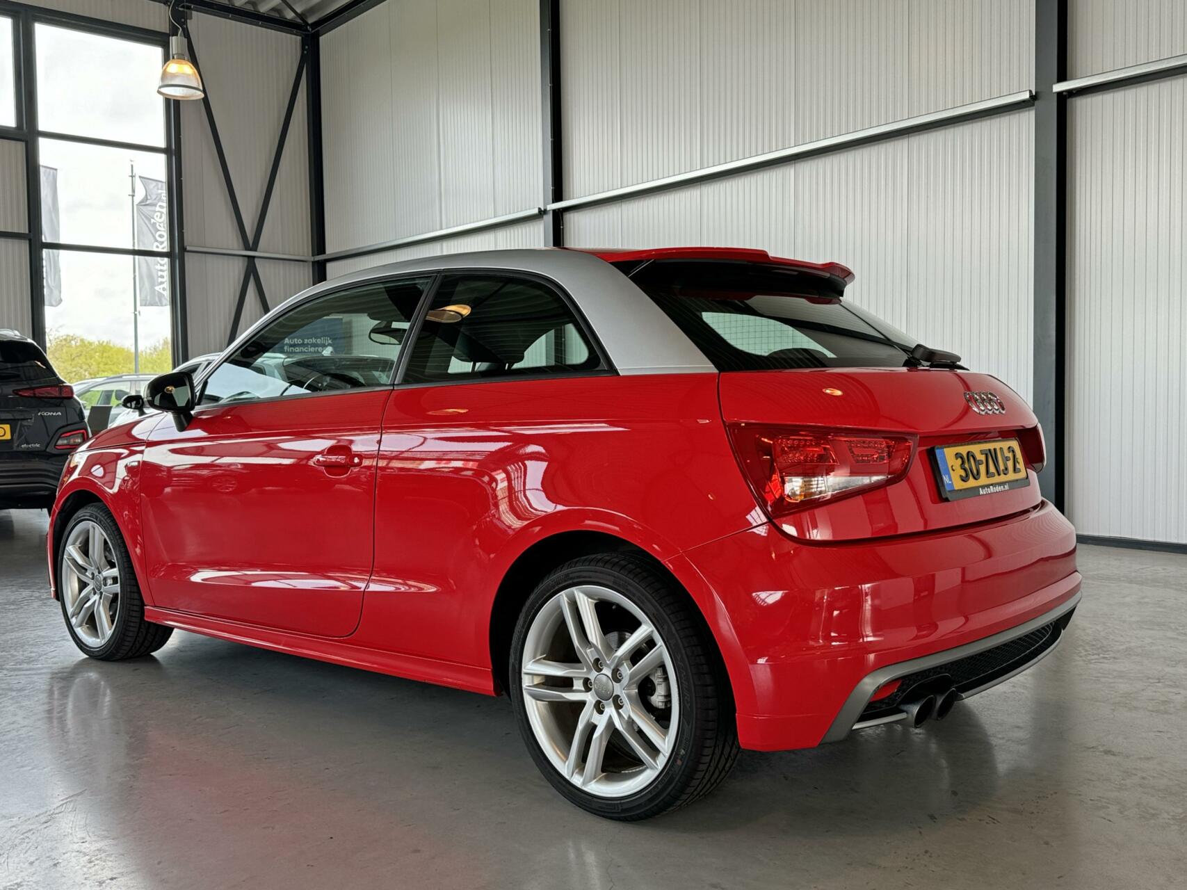 Audi A1  1.4 TFSI Pro Line S-Line Automaat