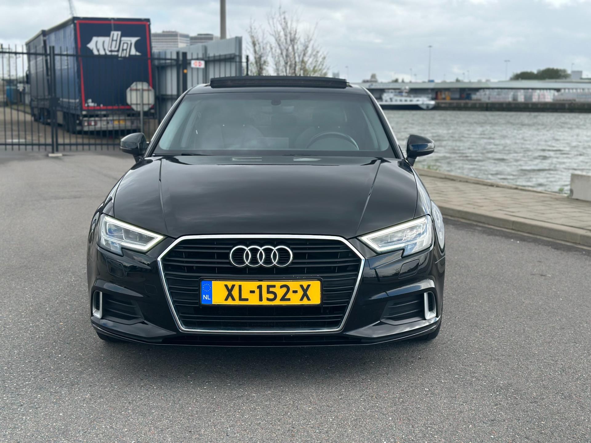 Audi A3 Limousine 30 TFSI Sport Lease Edition