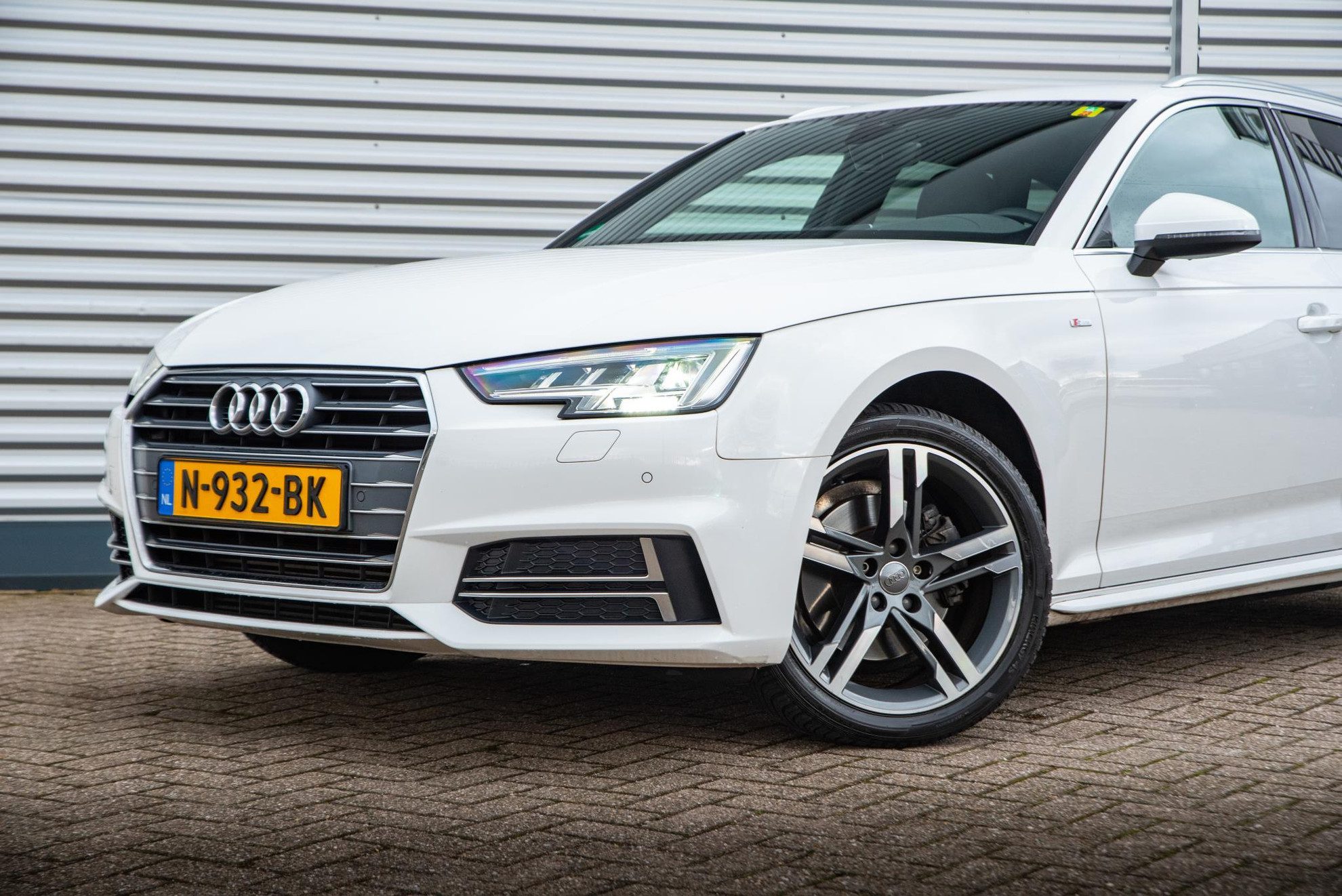 Audi A4 Avant 2.0 TFSI g-tron Design S Line B&O Matrix LED Stoelverw. Clima Cruise 18”LM