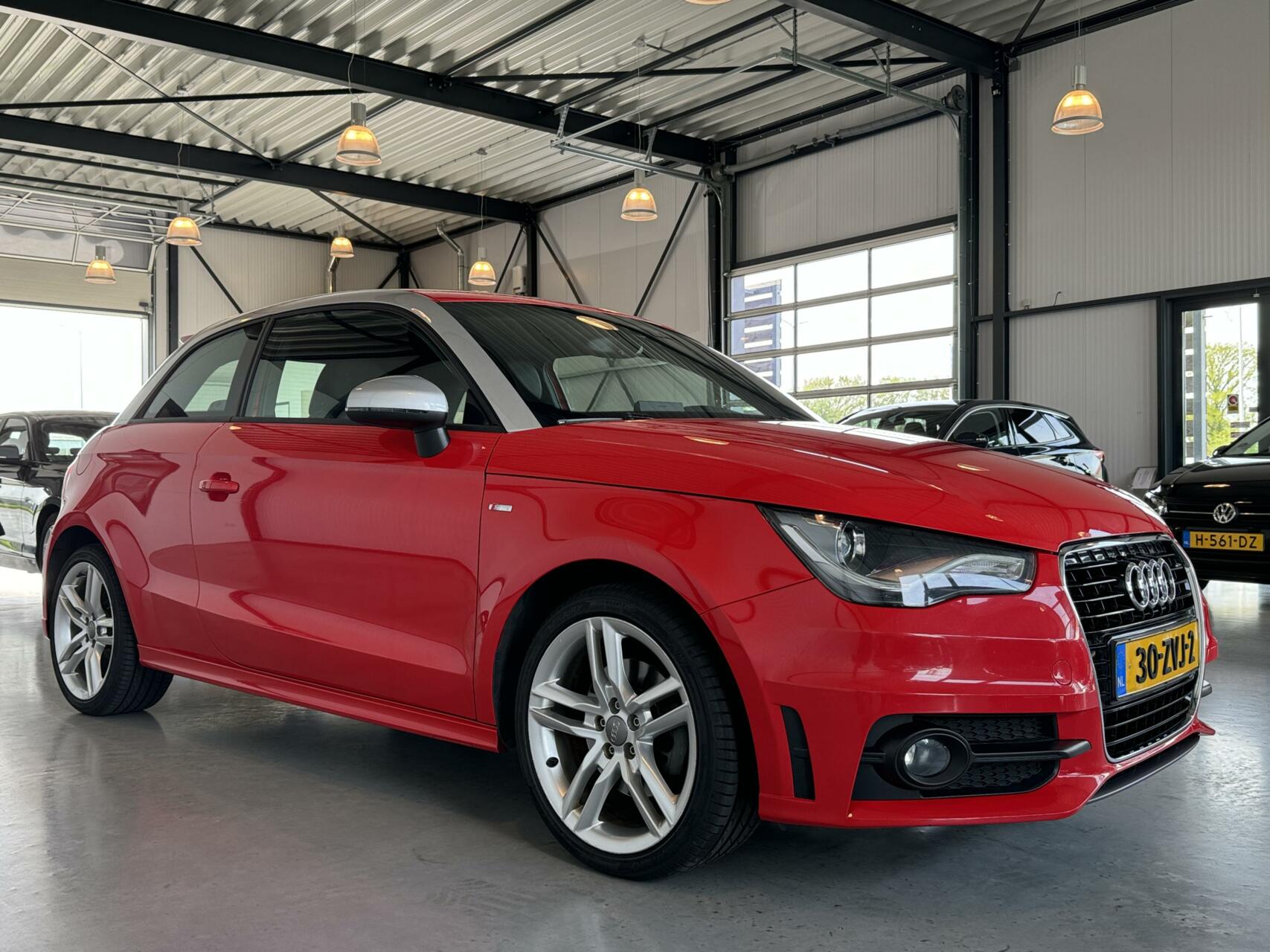 Audi A1  1.4 TFSI Pro Line S-Line Automaat