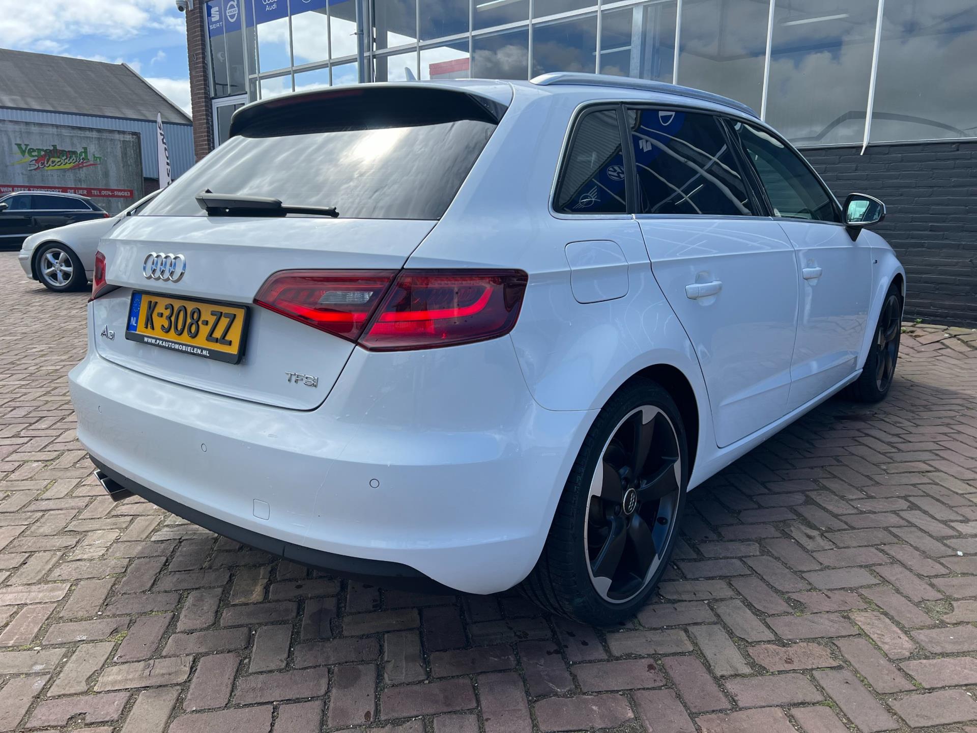 Audi A3 Sportback 1.8 TFSI Ambition Pro S-Line