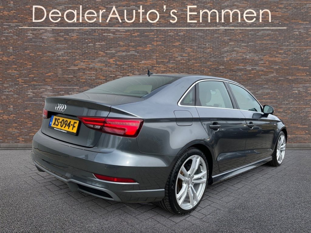 Audi A3 Limousine 30 TFSI S-LINE ECC LMV NAVIGATIE CRUISE