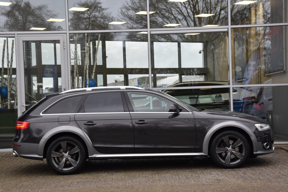 Audi A4 Allroad quattro 3.0 TDI Pro Line Aut. Led Pdc Leder Trekhaak Nette Auto !!