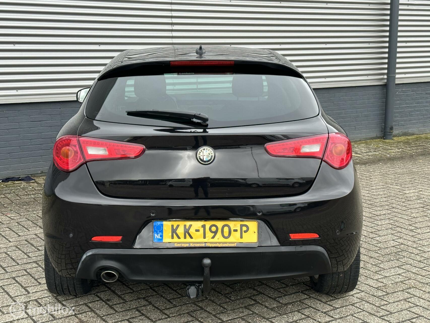 Alfa Romeo Giulietta 1.6 JTDm Super EURO6 AUTOMAAT