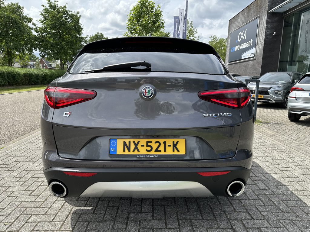 Alfa Romeo Stelvio 2.0 T AWD 280PK First Edition | 1ste Eig. | Navi | Camera | Keyl