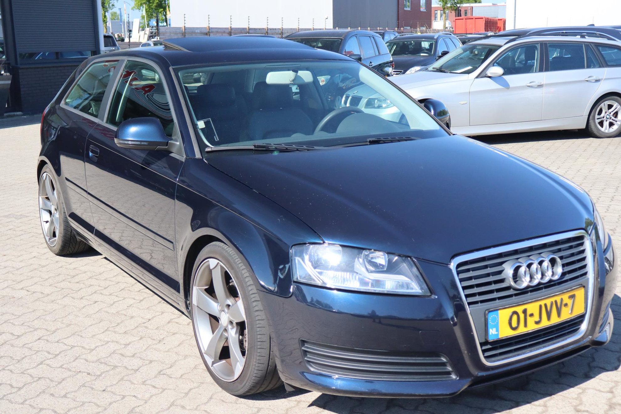 Audi A3 1.4 TFSI Attraction Pro Line Business Schuif- kanteldak, Lederen interieur, Radio met navigatie, Climate control, Cruise control