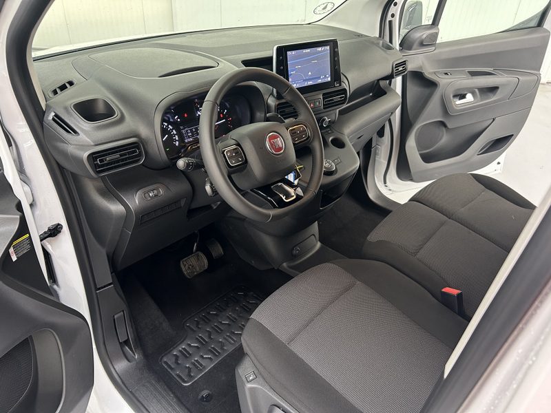 Fiat Doblò 1.5D 130pk L2H1, Automaat | 3 PERSOONS | CRUISE CONTROLE | CAMERA | AIRCO | STOELVERWARMING | NAVIGATIE | CARPLAY