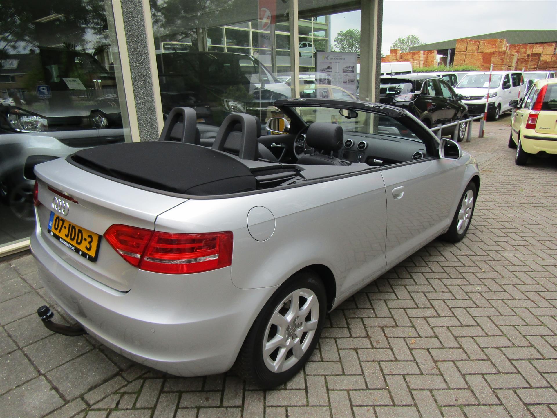 AUDI A3 1.8 CABRIO LEDER  NEDERLANDSE AUTO 1e EIG.