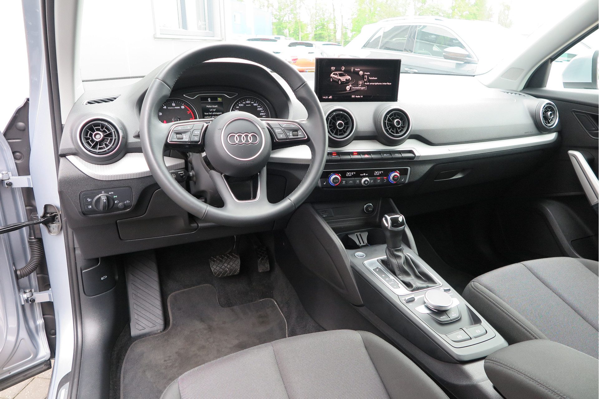 Audi Q2 35 TFSI Ambition Pro Line 110kw 150pk S-Tronic, DAB+, PDC, Carplay, Achteruitrij camera,Navi, LED , Stoelverwarming, Adaptive Cruise, Multifuntioneel stuur, Elect. Achterklep. Etc.