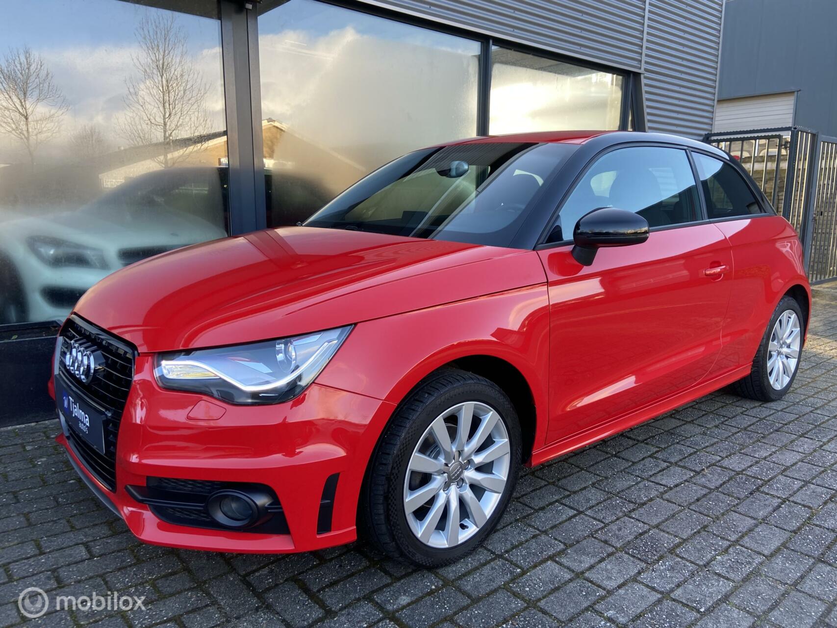 Audi A1  1.2 TFSI Pro Line S Xenon Navi PDC Stuurwiel 17 inch