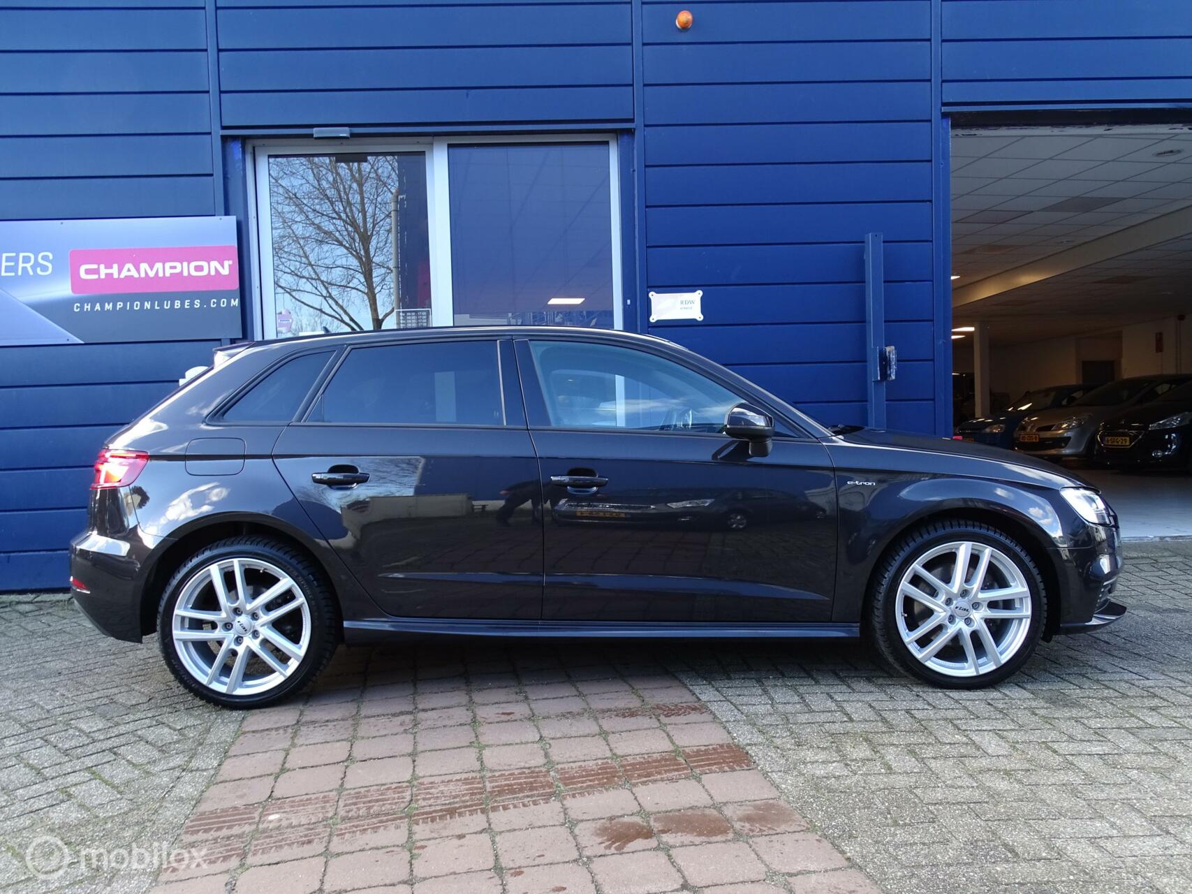 Audi A3 Sportback 1.4 e-tron Sport