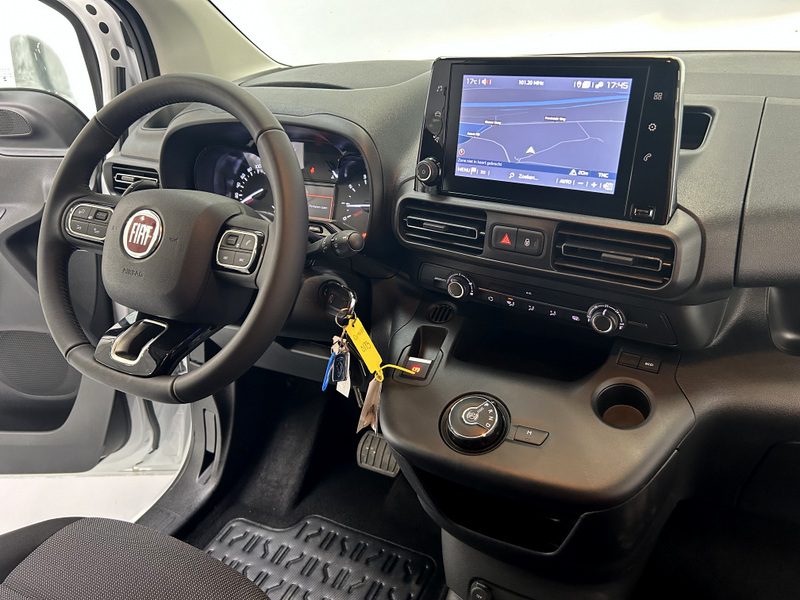 Fiat Doblò 1.5D 130pk L2H1, Automaat | 3 PERSOONS | CRUISE CONTROLE | CAMERA | AIRCO | STOELVERWARMING | NAVIGATIE | CARPLAY