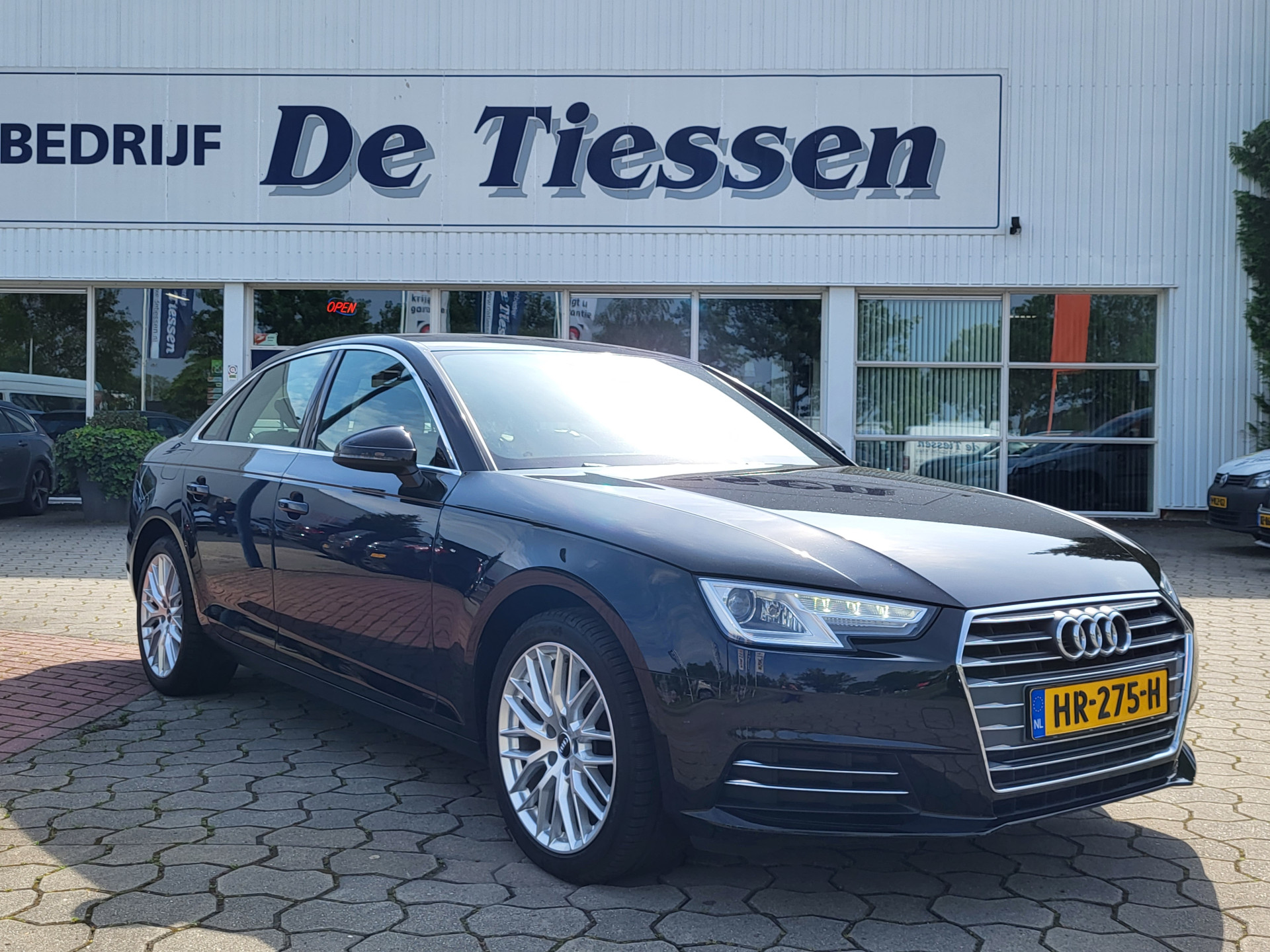 Audi A4 Limousine 2.0 TFSI 191PK S-tronic Ultra Sport Pro Line, Rijklaar met beurt & garantie!