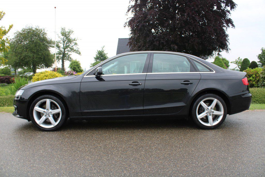 Audi A4 1.8TFSI 160pk Quattro Pro Line ECC/leer/navi/cruise sedan