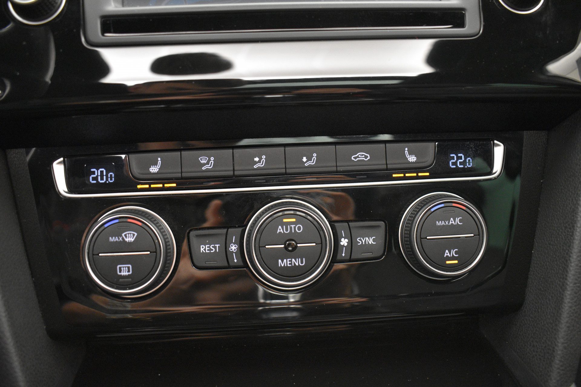 Volkswagen Passat GTE Incl Winterset Panodak Leer Zwarte hemel Alarm Adapt.cruise Navi