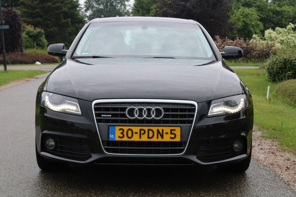 Audi A4 1.8TFSI 160pk Quattro Pro Line ECC/leer/navi/cruise sedan