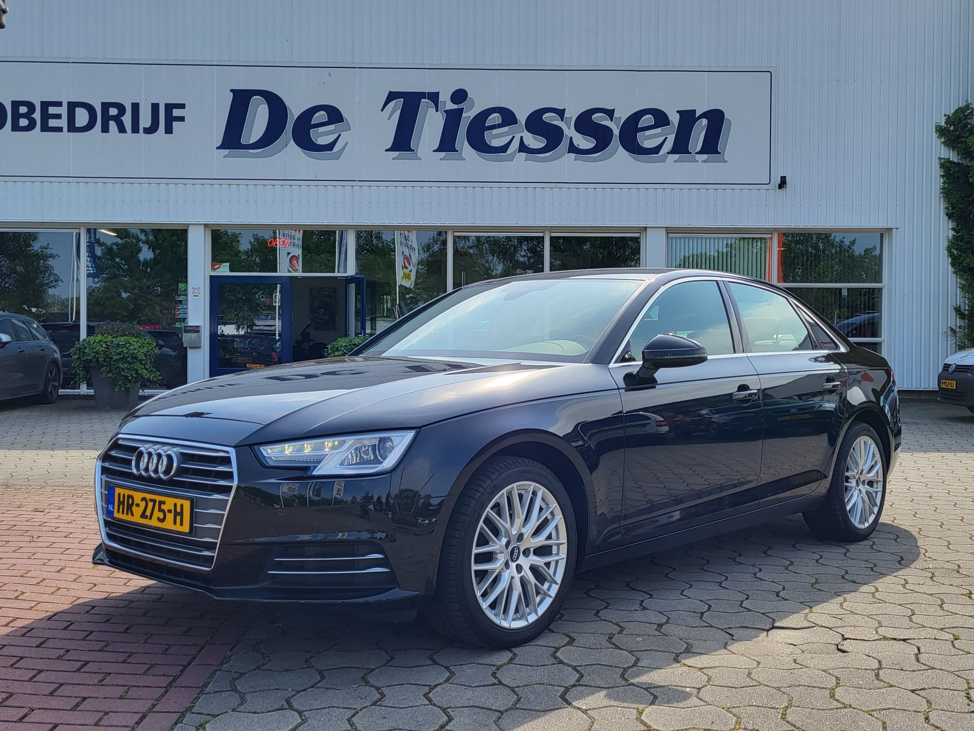 Audi A4 Limousine 2.0 TFSI 191PK S-tronic Ultra Sport Pro Line, Rijklaar met beurt & garantie!