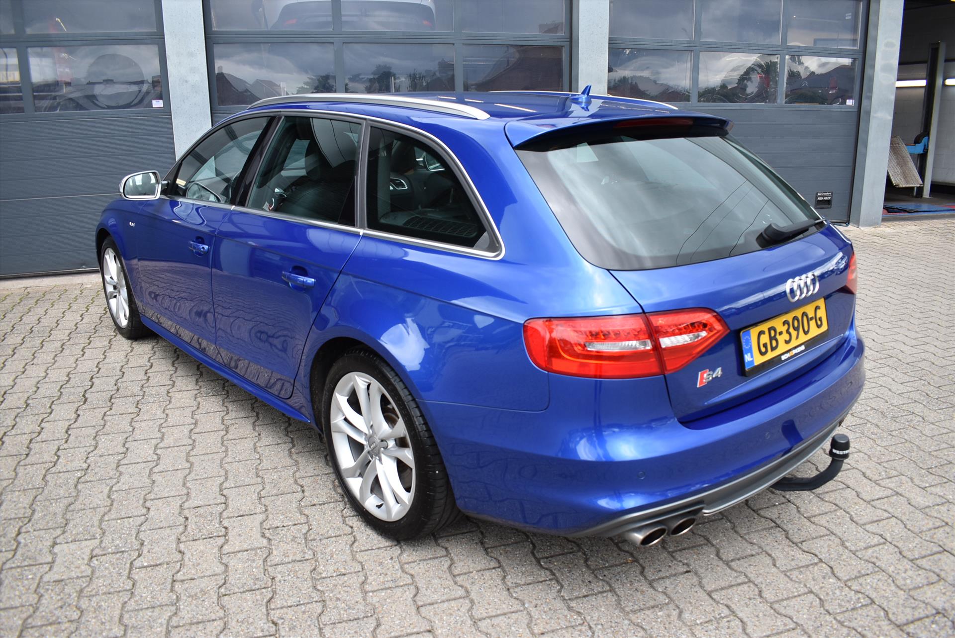 AUDI A4 Avant S4 3.0 TFSI 333pk Quattro