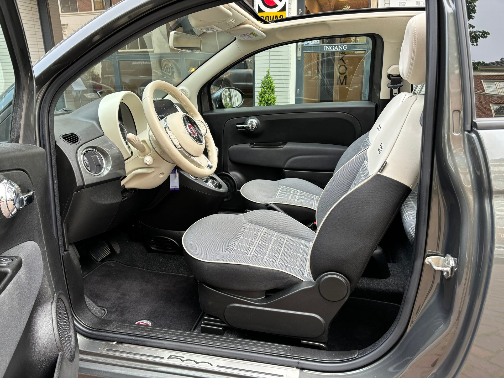 Fiat 500 C 1.2 Star AUTOMAAT | AIRCO | LMV | NAVIGATIE | BLUETOOTH | LED |