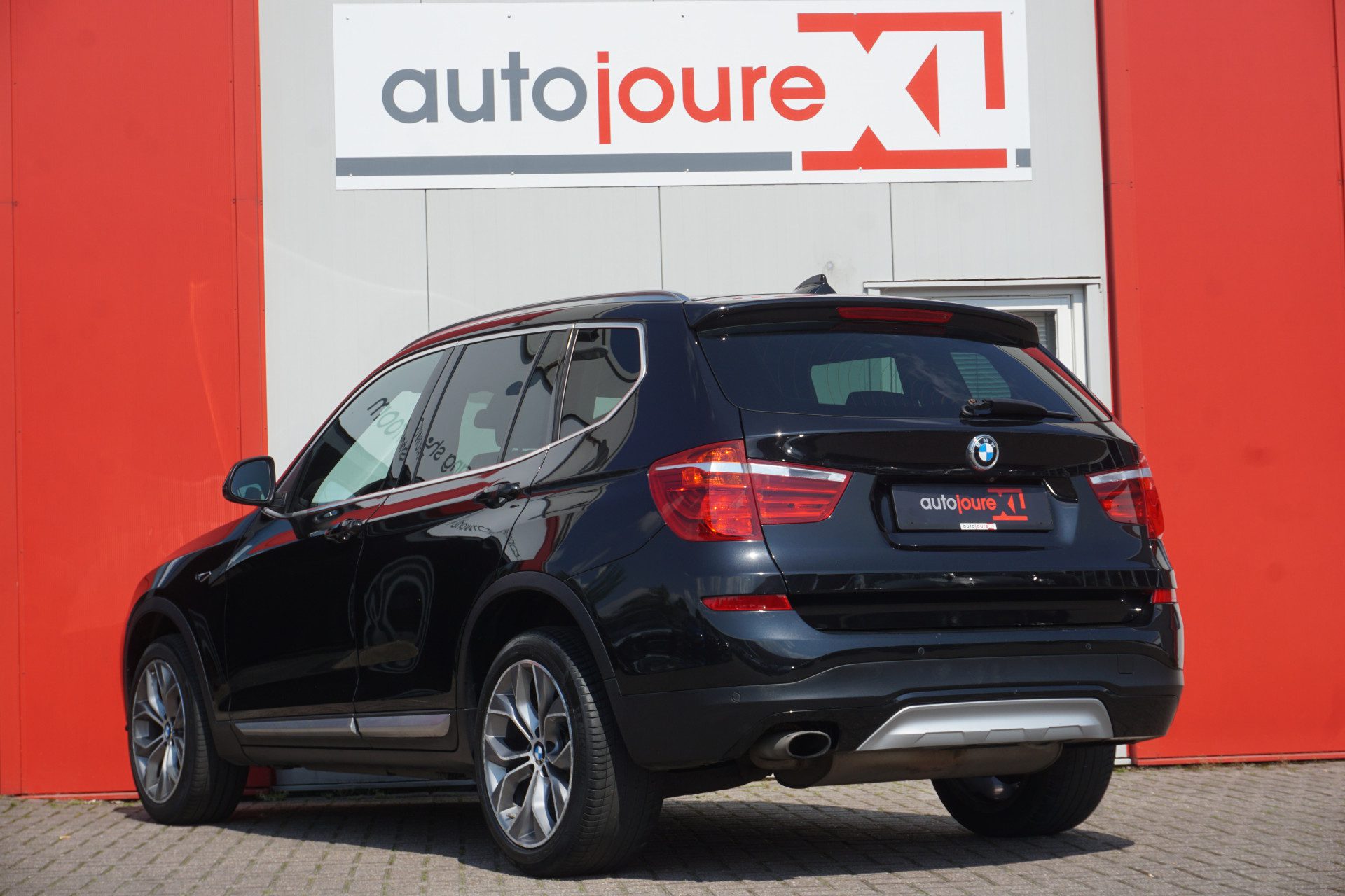 BMW X3 xDrive20i Centennial High Executive | Camera | Trekhaak | Leder | Navigatie | Origineel NL |