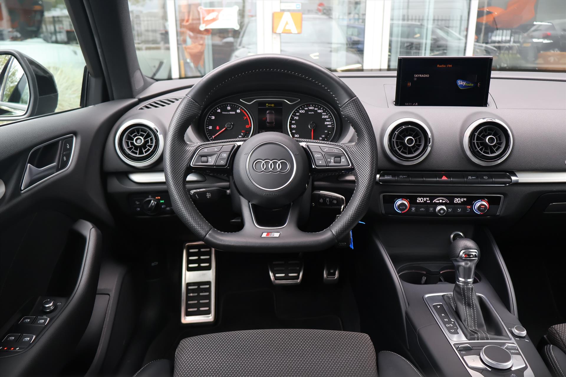 Audi A3 Sportback 1.5 TFSI S-Line 150pk ultra S-Tronic | Climate | Cruise | Navi | Parkeersensoren