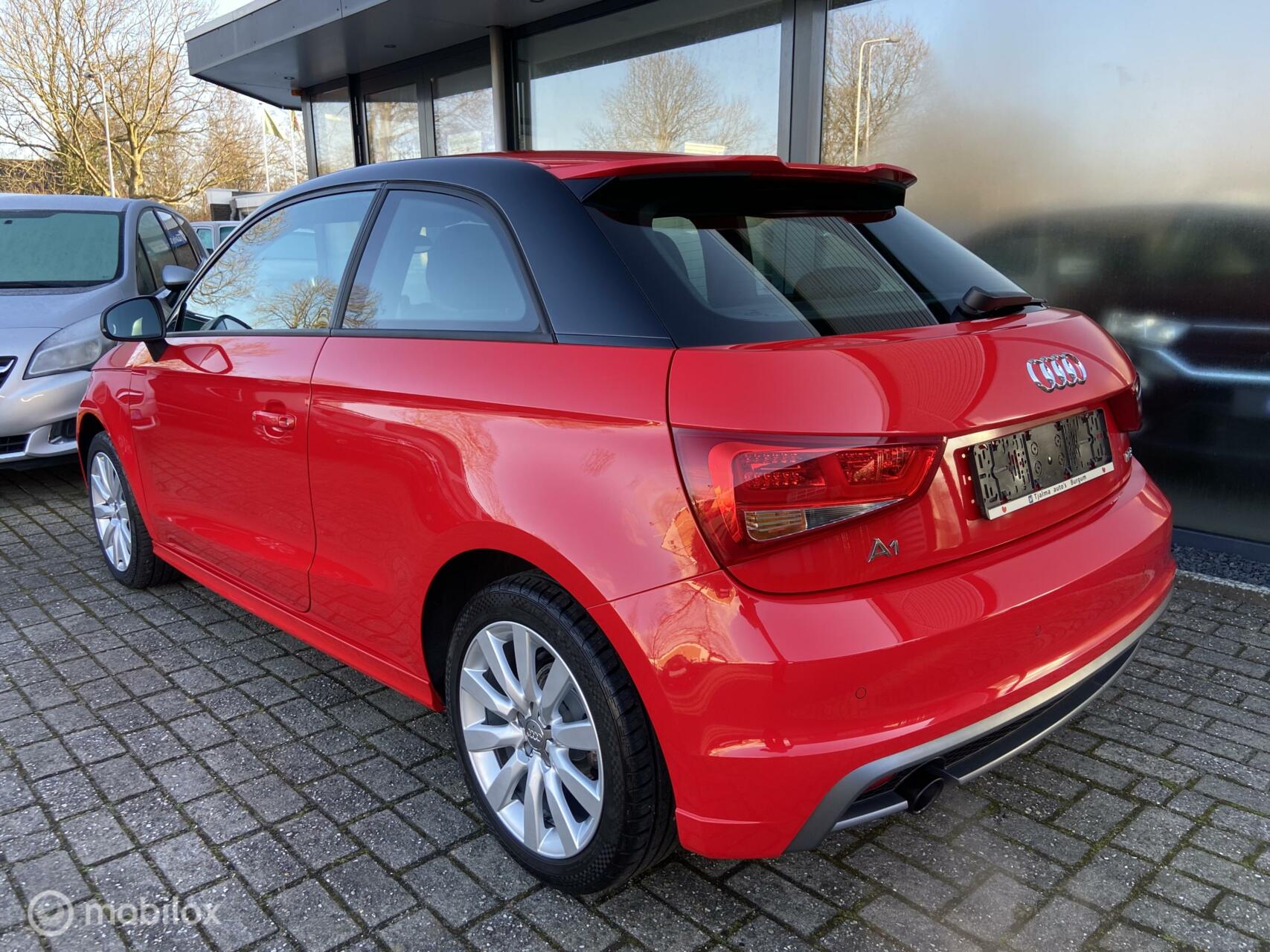 Audi A1  1.2 TFSI Pro Line S Xenon Navi PDC Stuurwiel 17 inch