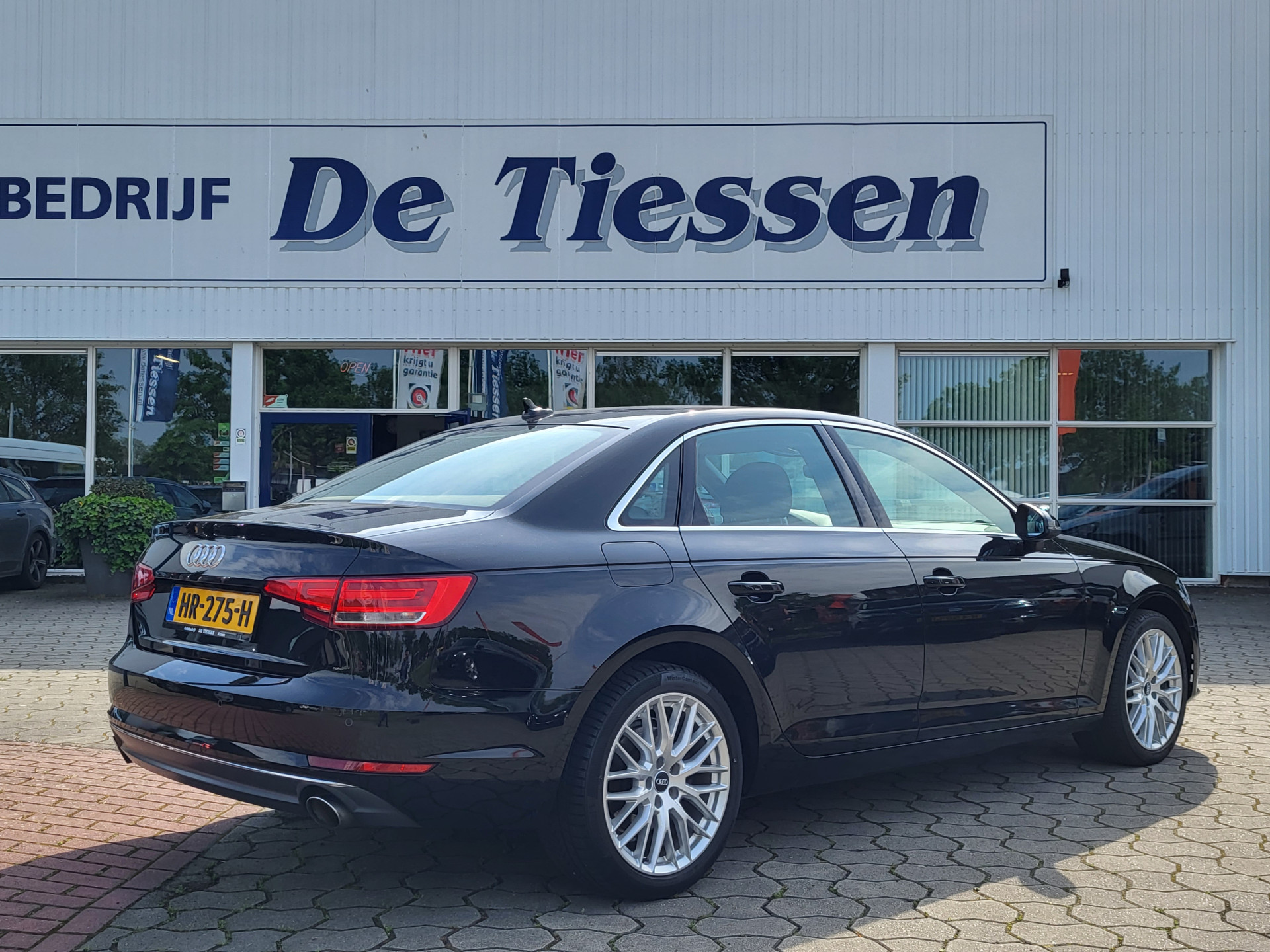 Audi A4 Limousine 2.0 TFSI 191PK S-tronic Ultra Sport Pro Line, Rijklaar met beurt & garantie!