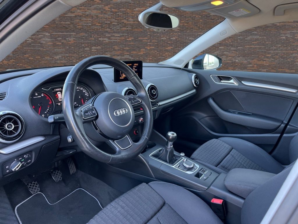 Audi A3 Sportback 1.4 TFSI ECC LMV SPORTSTOELEN NAVIGATIE CRUISE