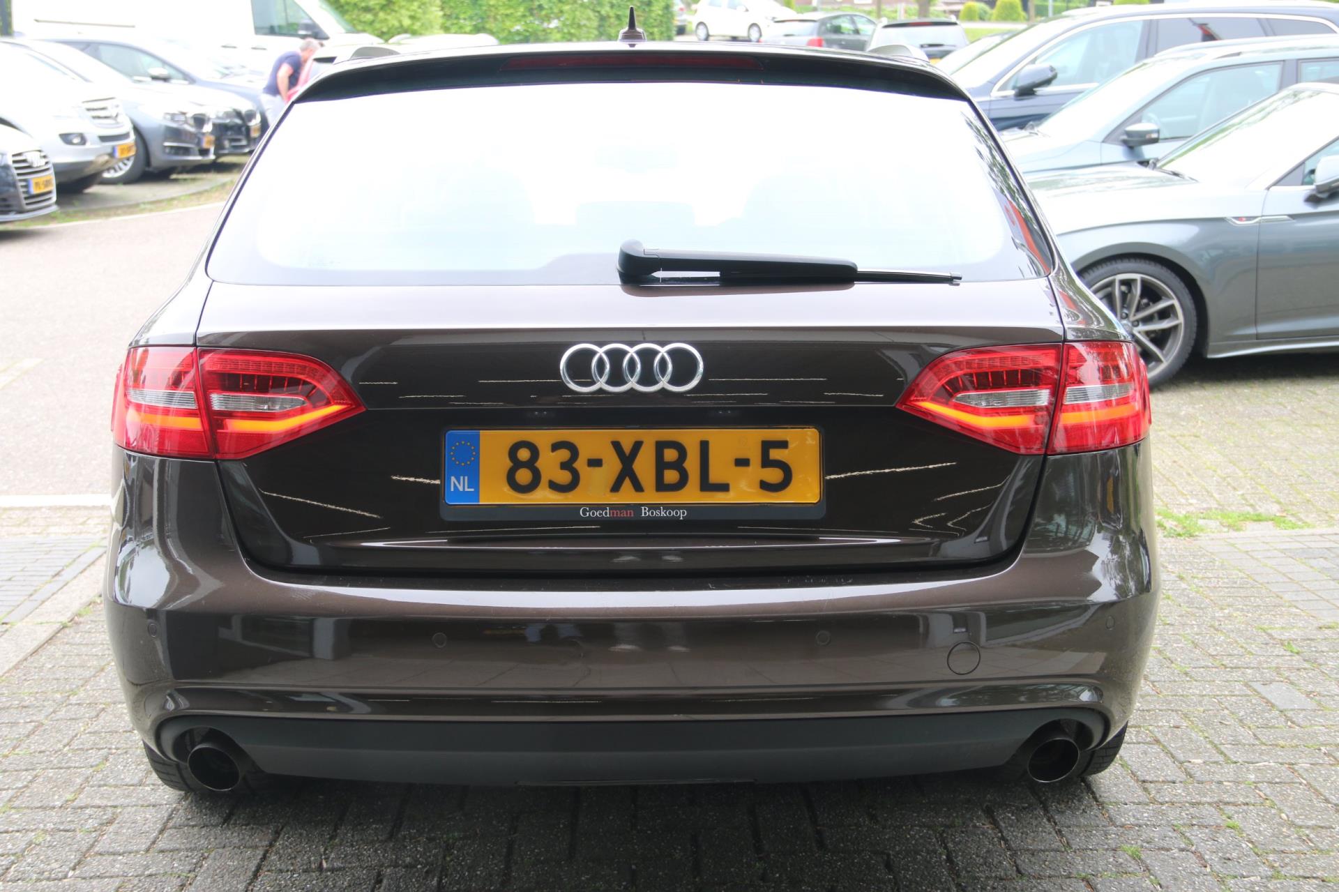 Audi A4 Avant 1.8 TFSI Pro Line XENON PANO-DAK FACE LIFT!