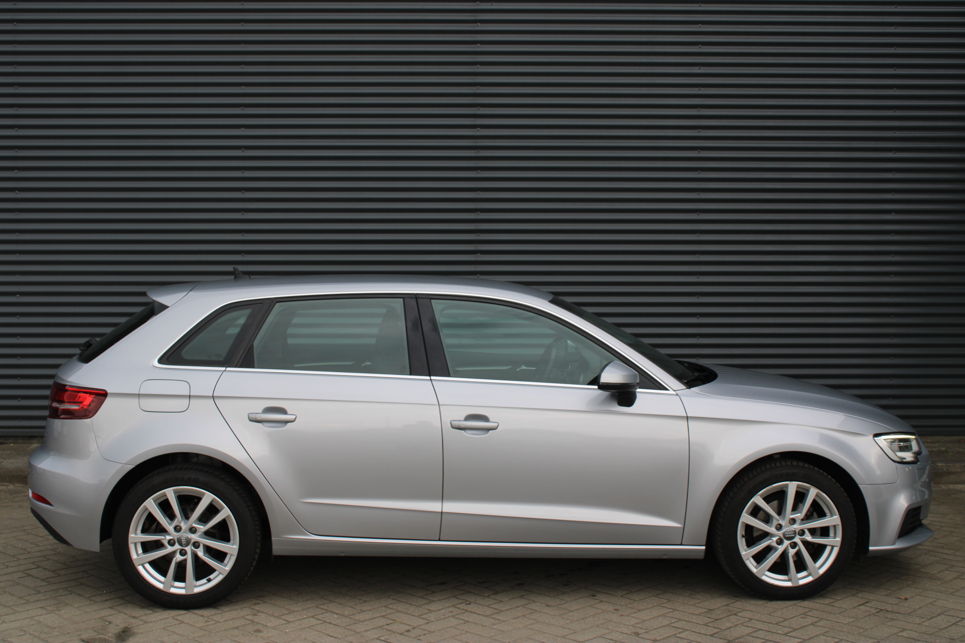 Audi A3 Sportback 30 TFSI Pro Line Navigatie Led