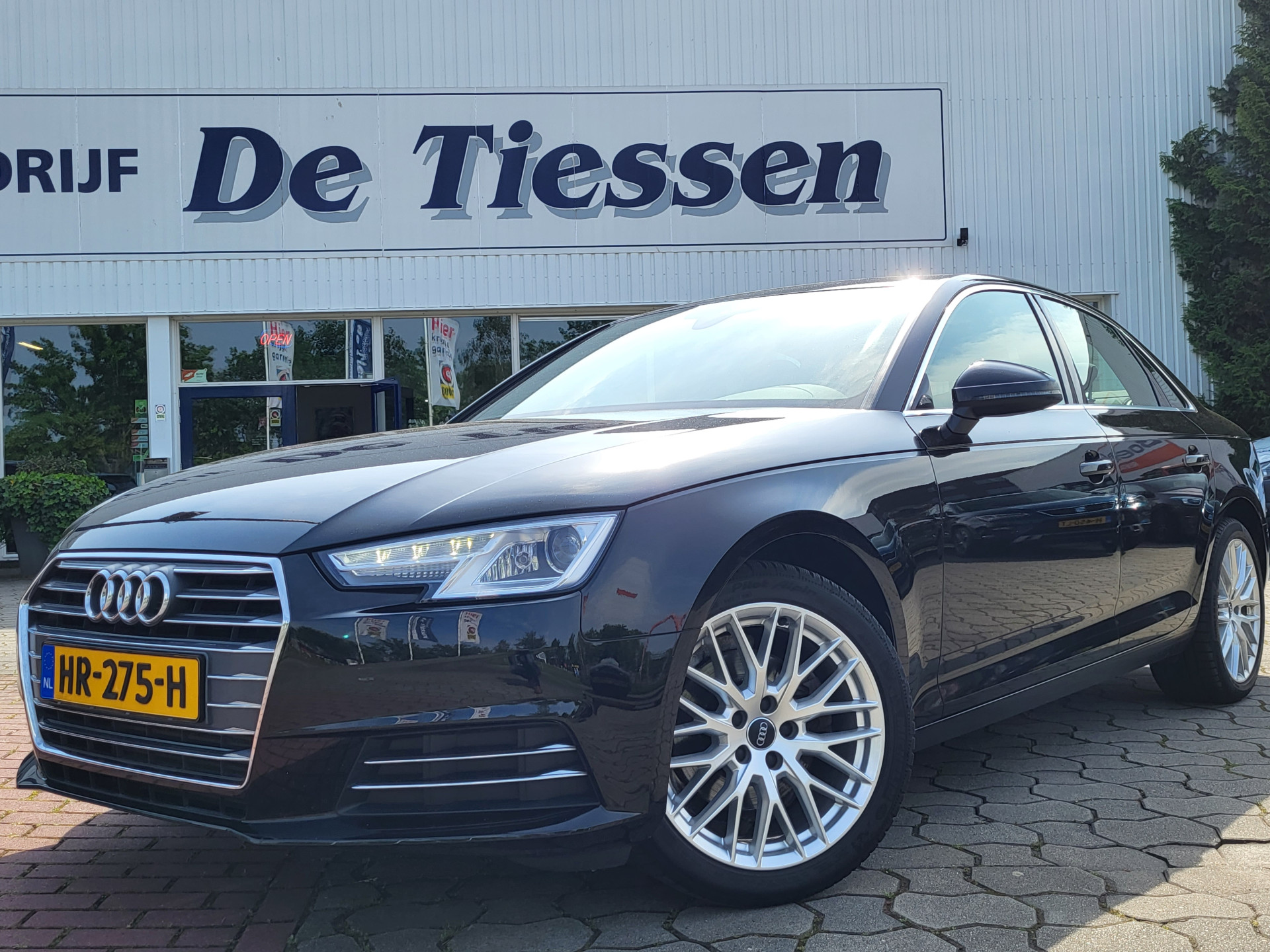 Audi A4 Limousine 2.0 TFSI 191PK S-tronic Ultra Sport Pro Line, Rijklaar met beurt & garantie!