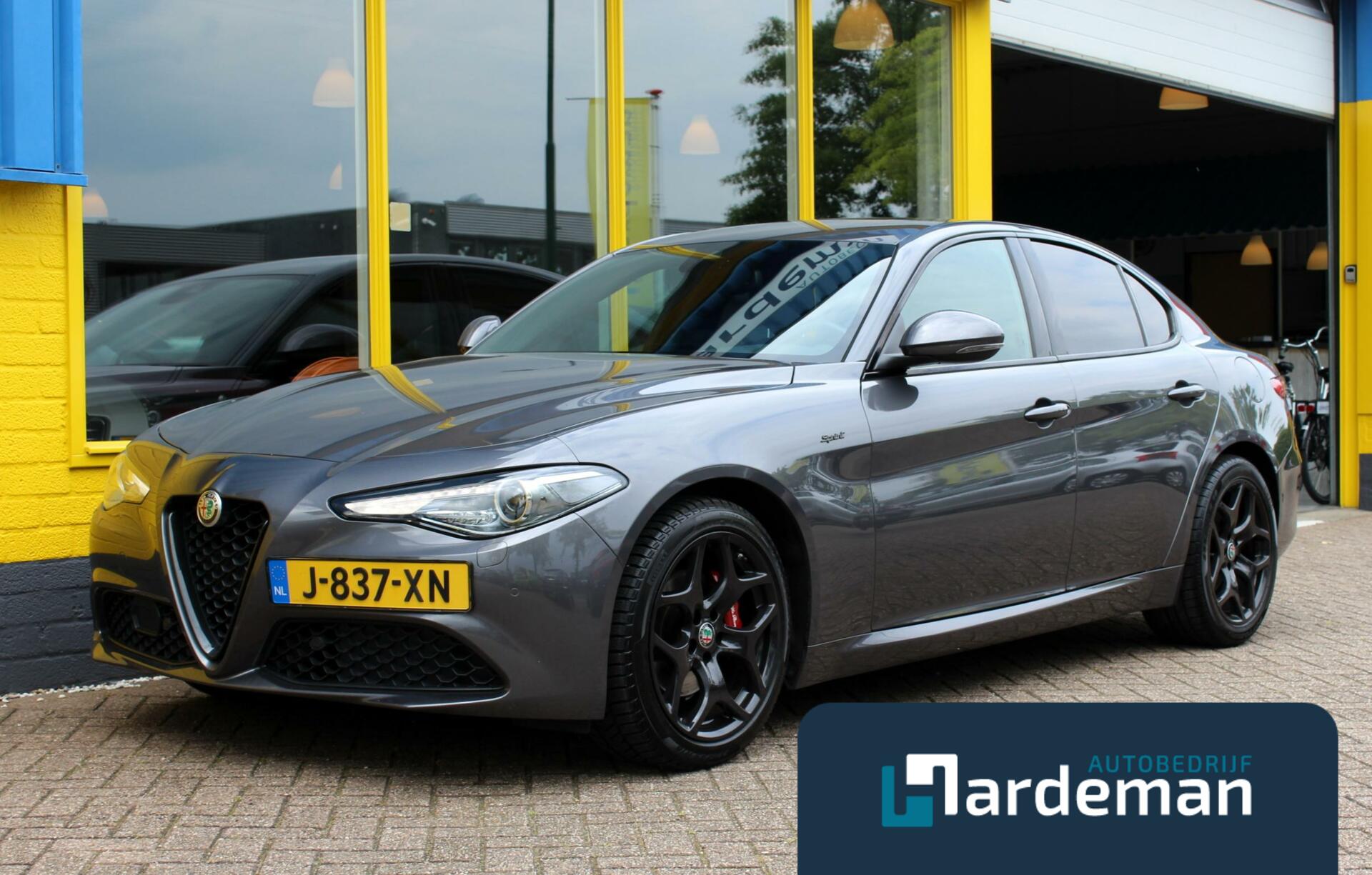 Alfa Romeo Giulia 2.0T Sprint Facelift Veloce int.