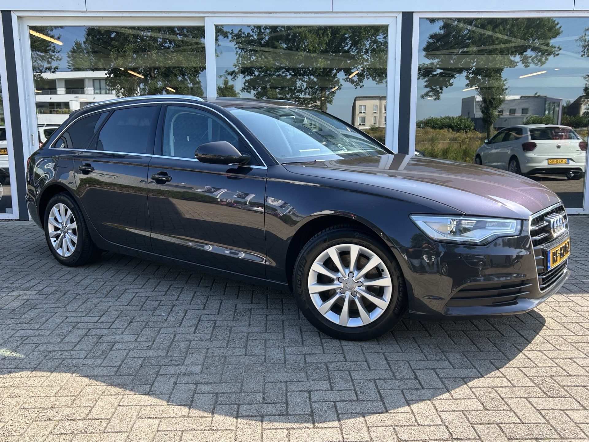 Audi A6 Avant 2.0 TDI Business Edition PDC / Trekhaak / Cruise / Airco / Navi