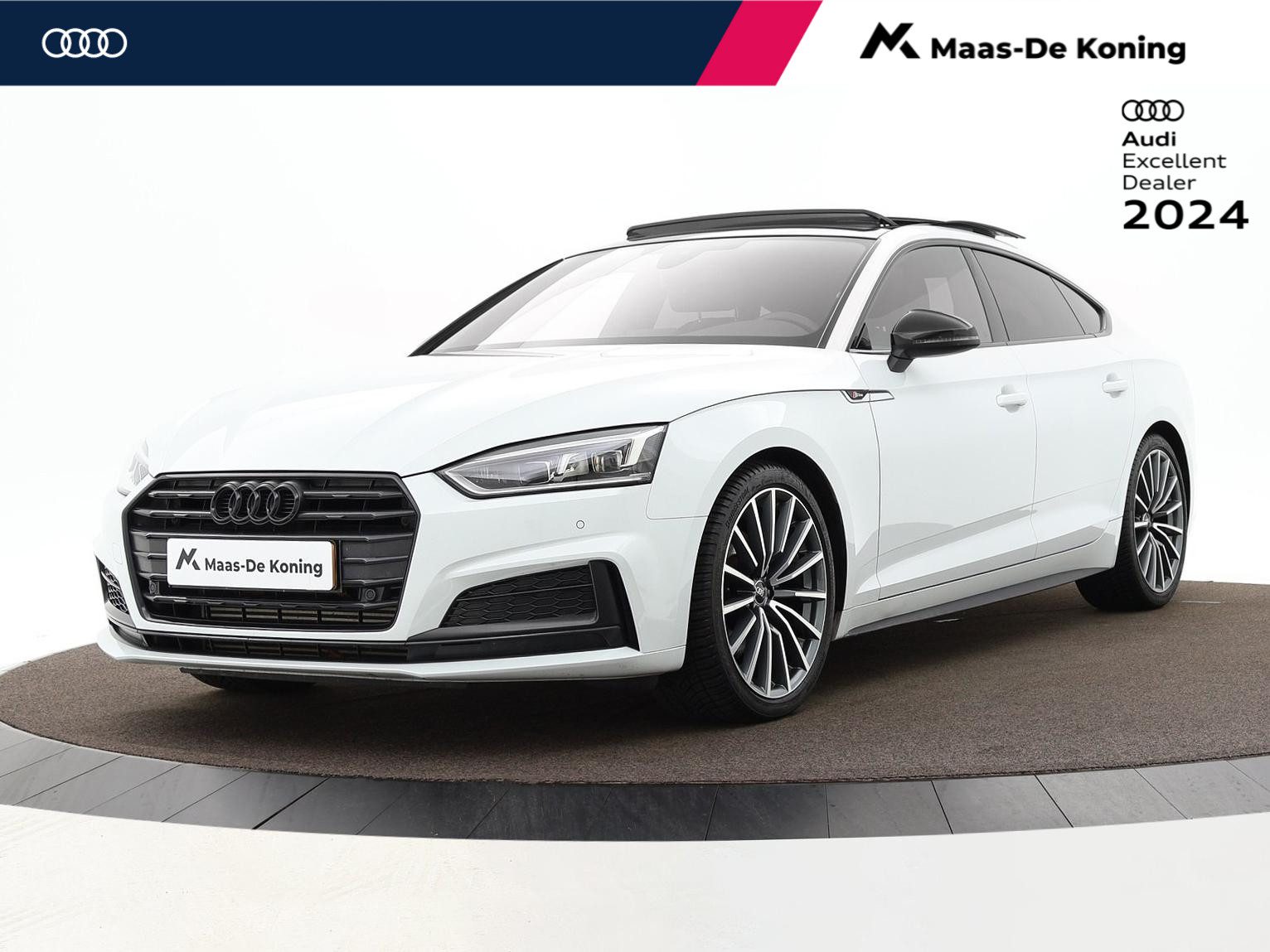 Audi A5 Sportback 35 TFSI 150pk S-Tronic Sport S-line Black Edition | S-line | Panoramadak | P-Sensoren | Navi | Smartphone Interface | Zwart Optiek |