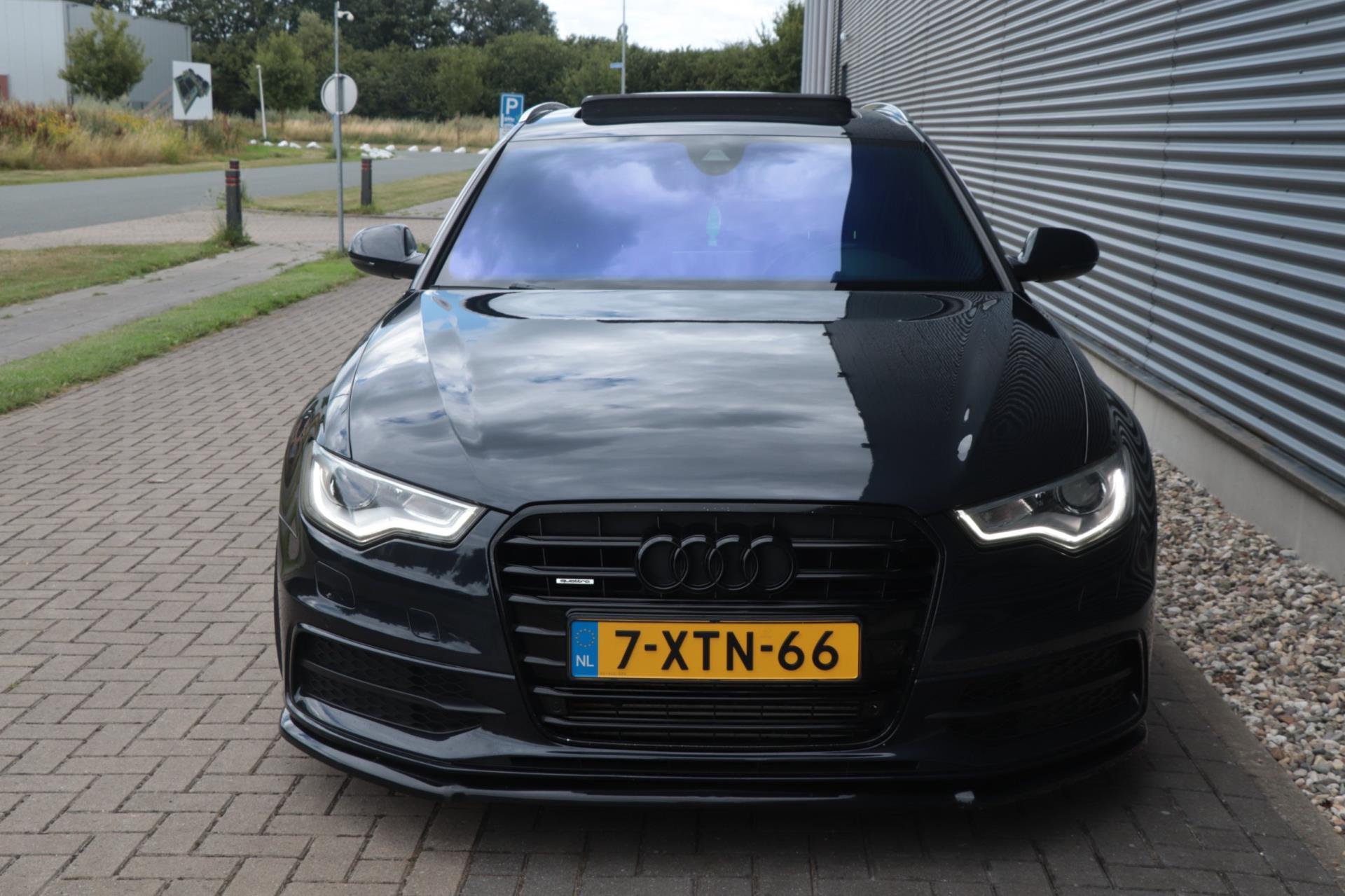 Audi A6 Avant 3.0 TDI quattro | S-Line / PANO