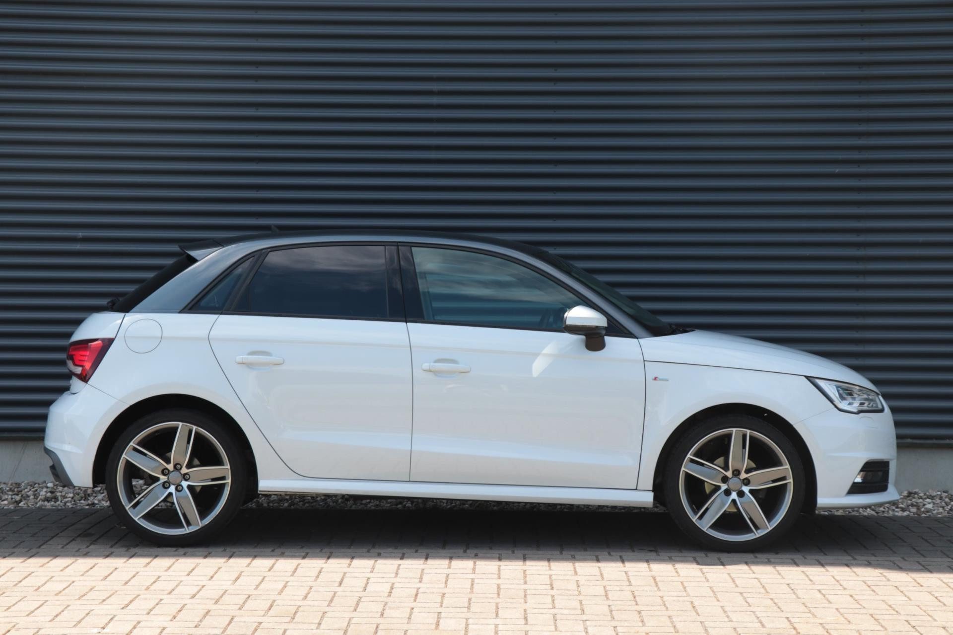 Audi A1 Sportback 1.0 TFSI Sport | S-Line – PDC – Facelift – Mooie auto!