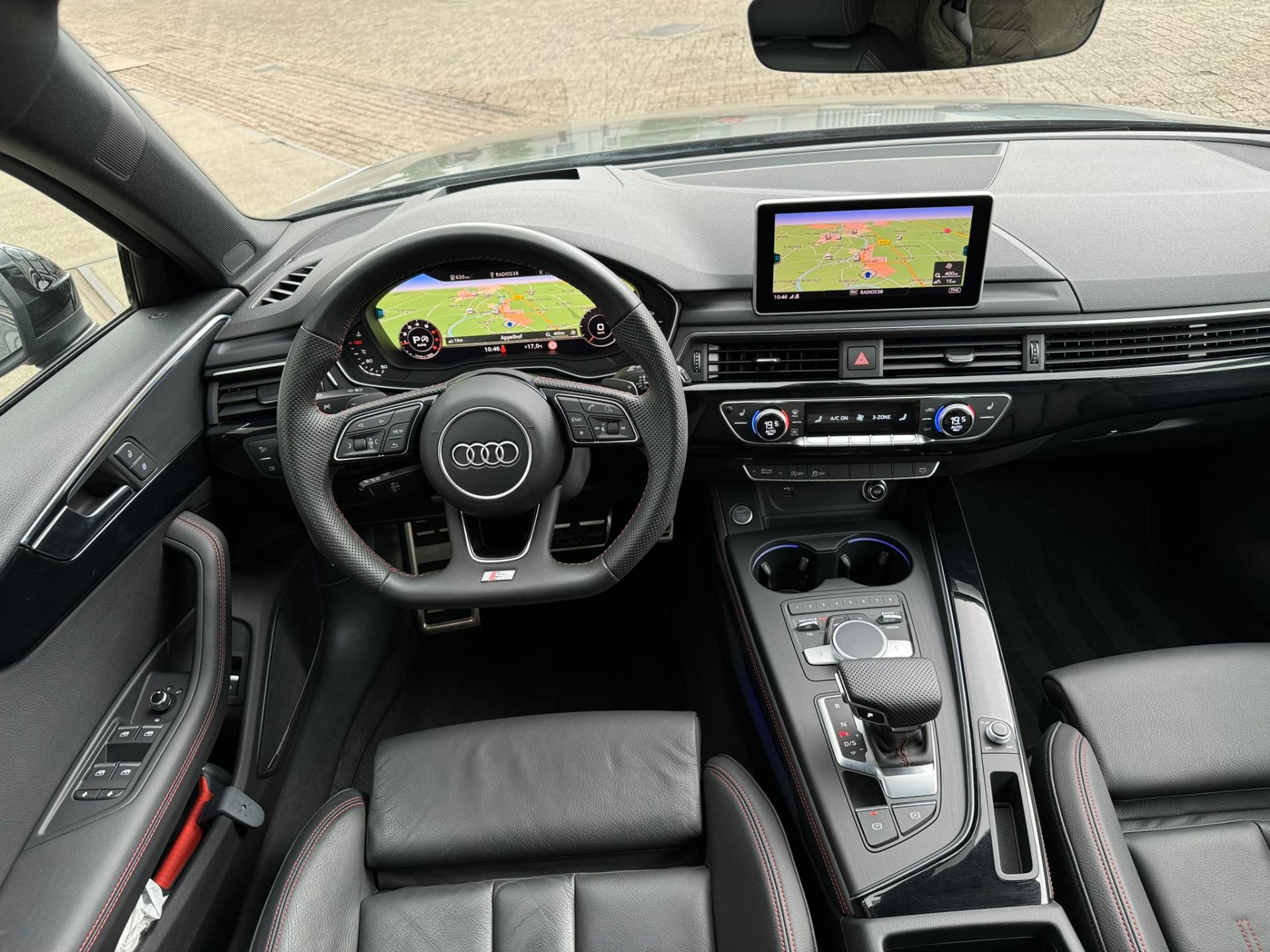 Audi A4 Avant 40 TFSI 190pk AUT. 3x S-LINE VIRTUAL l B&O l PANO l HUD l CARPLAY l ST-VERW l ORG.NL l DEALER OH l SFEER l NAP