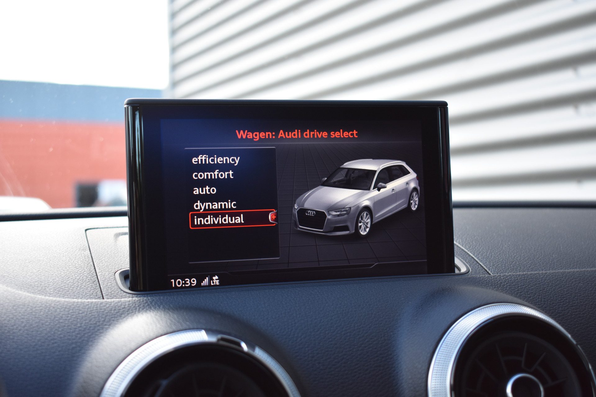 Audi A3 Sportback 30 g-tron Advance LED | Carplay | Sportstoelen | Navi | Clima | PDC | LMV