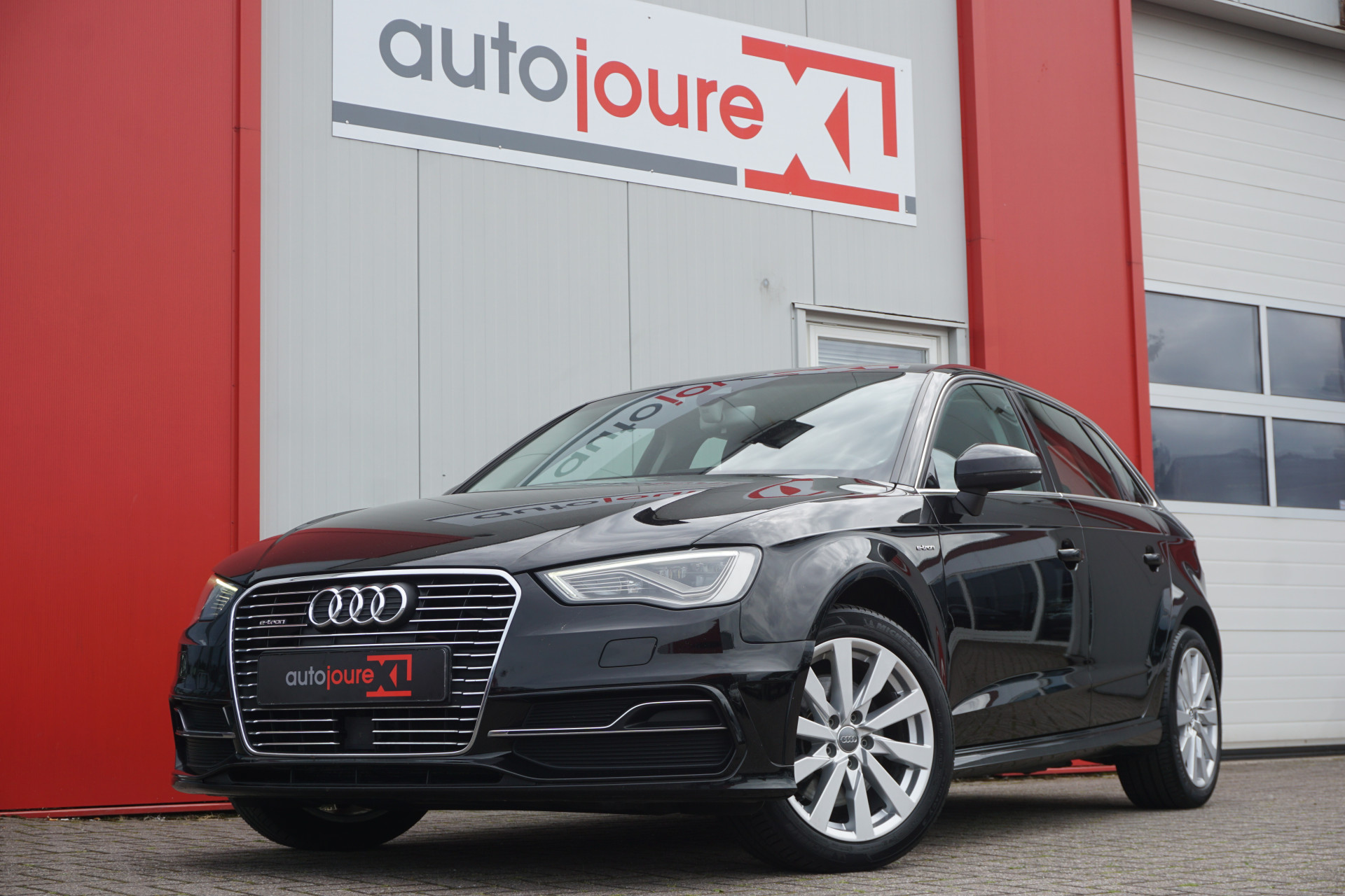 Audi A3 Sportback 1.4 e-tron PHEV Attraction Pro Line plus | LED | Navigatie | Climate | Origineel NL |